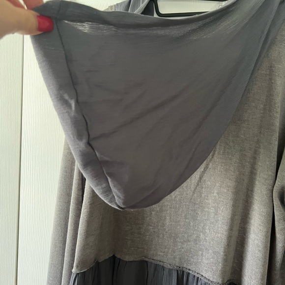 POL Gray Women's Top NWOT - Picture 6 of 9